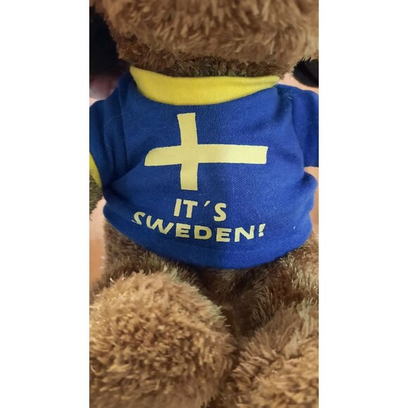 Skogstokig Moose Plush Souvenir With Blue Shirt - Picture 2 of 6